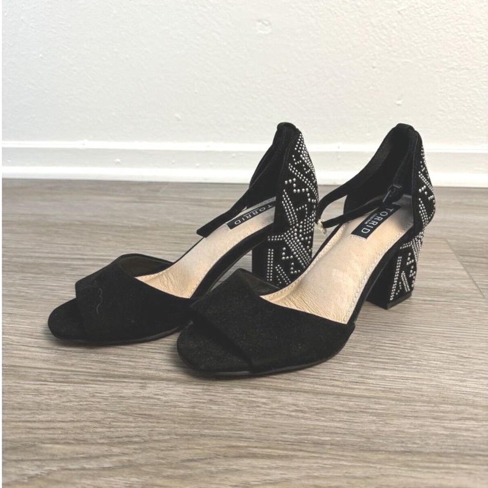 Torrid‎ Womens Black Studded Block Heel Sandals Ankle Strap Open Toe 8.5W Wide